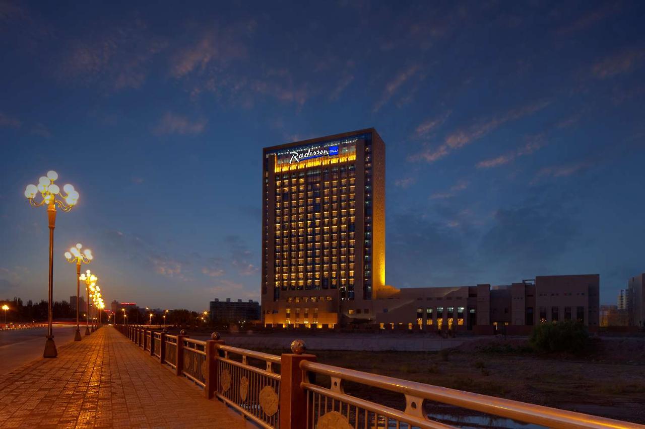 Radisson Blu Hotel Kashgar Exterior foto