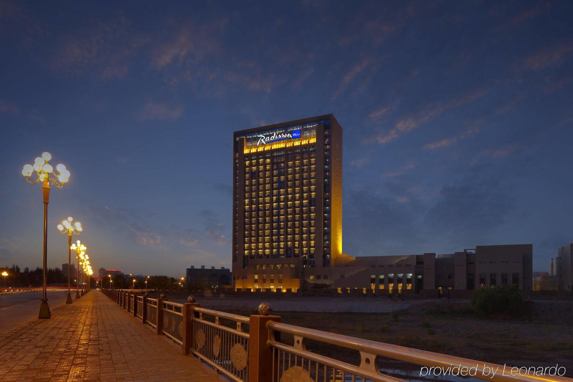 Radisson Blu Hotel Kashgar Exterior foto